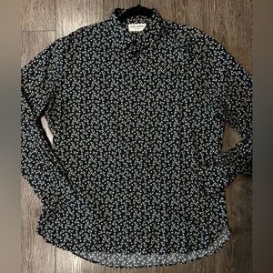 Men’s Yves Saint Laurent YSL patterned button down shirt, size Medium (US 40)